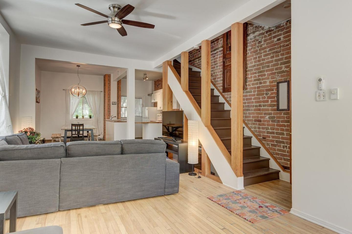 Perfect For Groups Big Livingroom 2 Backyard 3Br Montréal Eksteriør billede