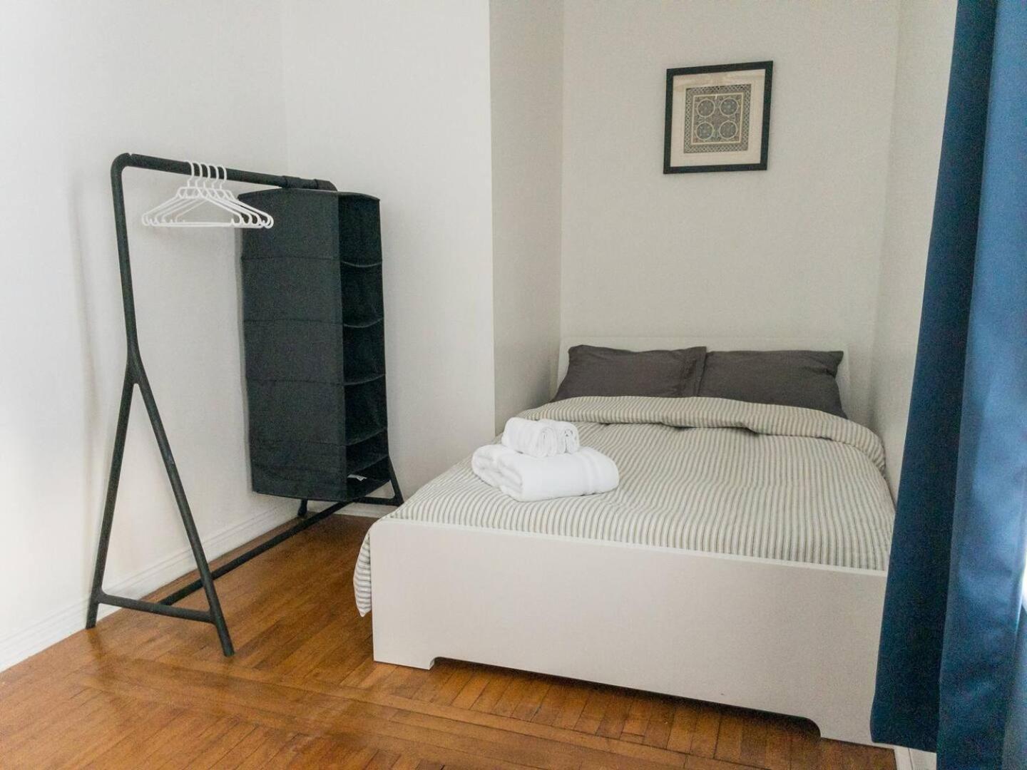 Perfect For Groups Big Livingroom 2 Backyard 3Br Montréal Eksteriør billede