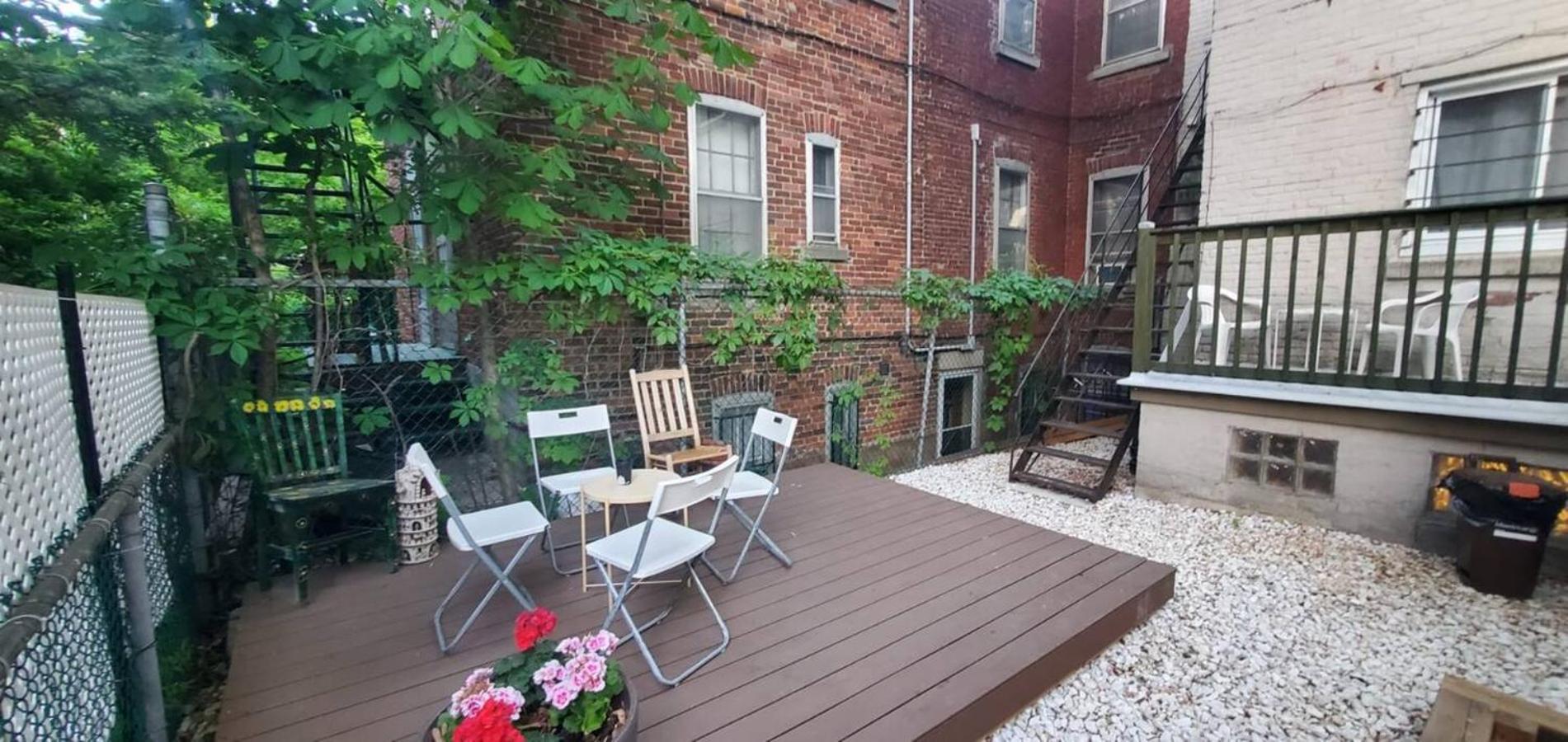 Perfect For Groups Big Livingroom 2 Backyard 3Br Montréal Eksteriør billede